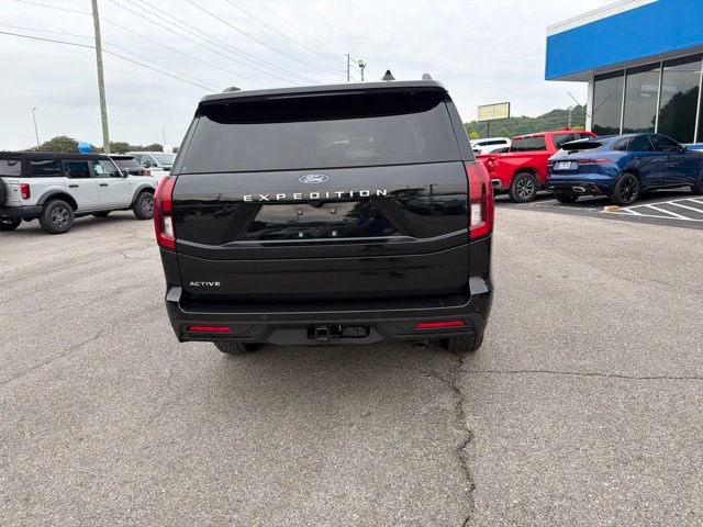Used 2025 Ford Expedition Active AWD/4WD image 23