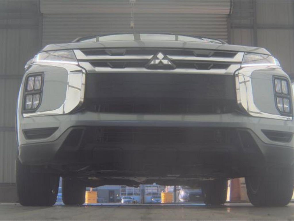 Used 2024 Mitsubishi Outlander Sport SE image 3