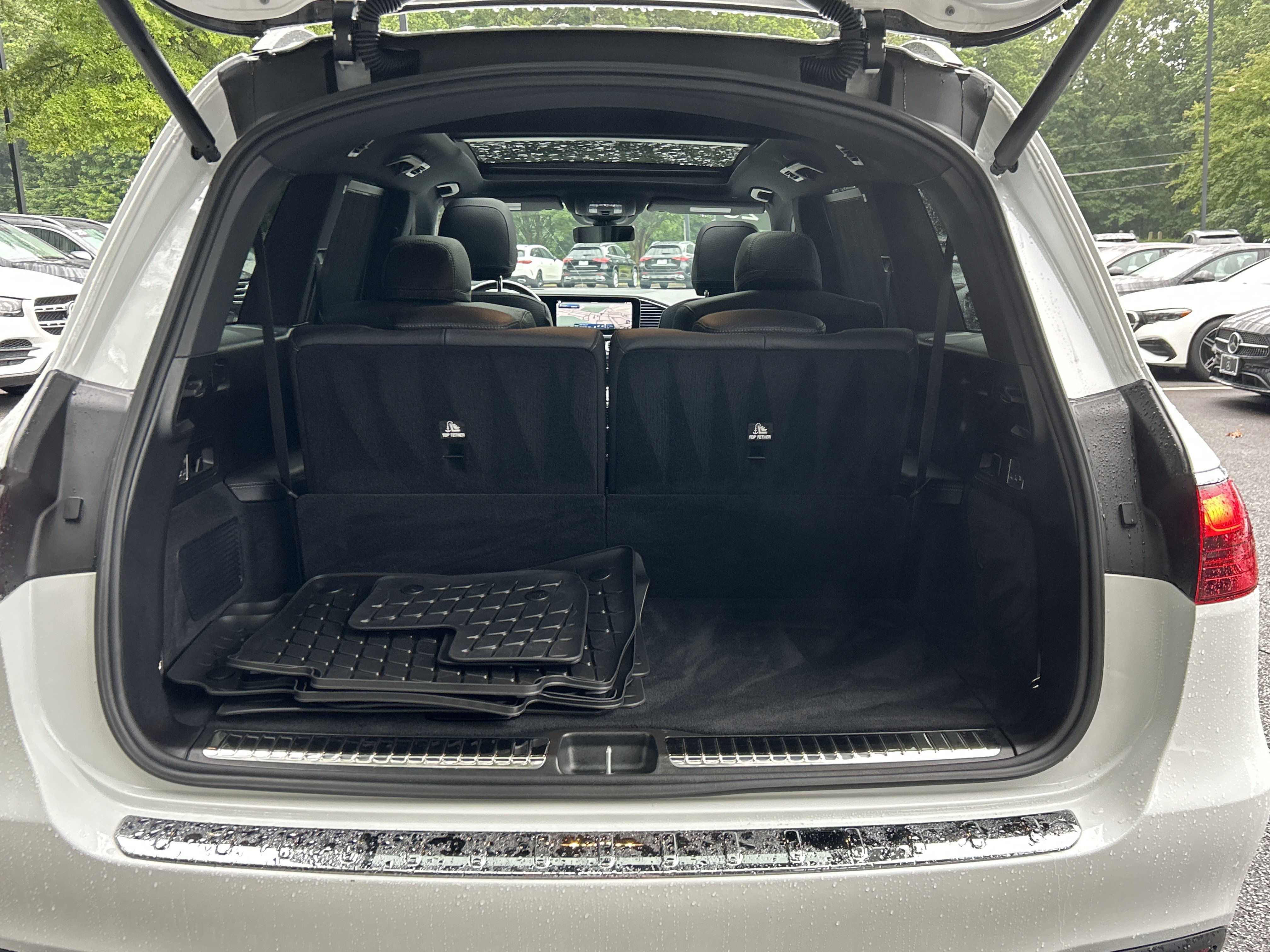Certified 2025 Mercedes-Benz GLS 450 4MATIC image 10