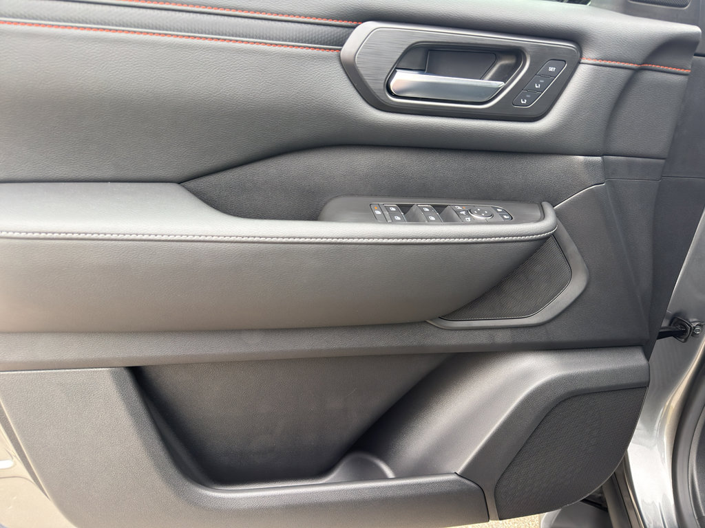 New 2026 Nissan Armada PRO-4X w/ Captain's Chari Seat Package image 12