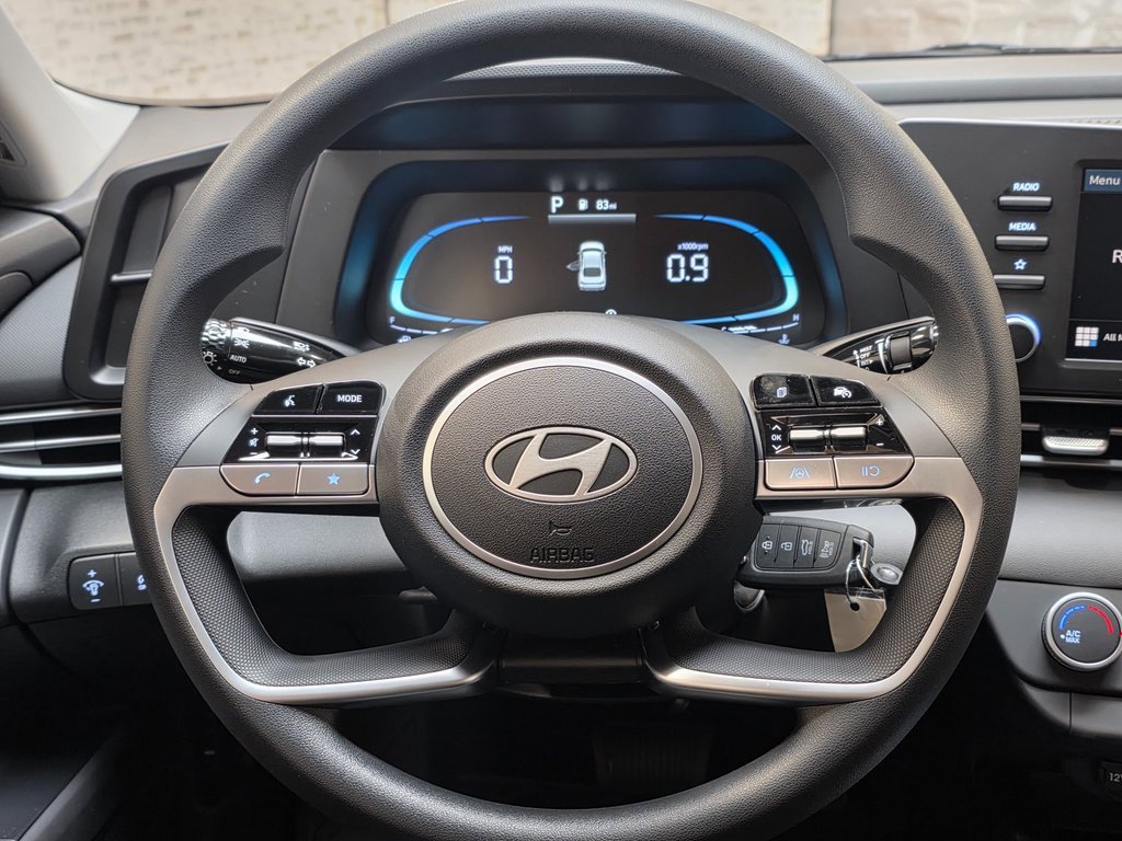 New 2026 Hyundai Elantra SE image 18