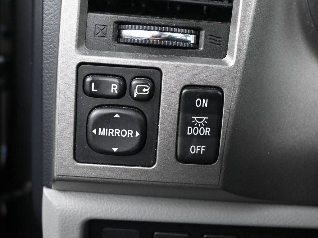 Used 2015 Toyota Sequoia Limited image 25