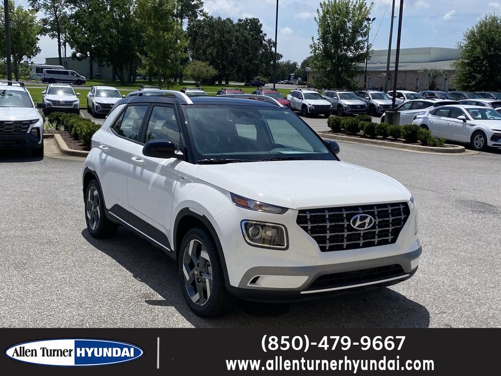 New 2026 Hyundai Venue SEL FWD image 1