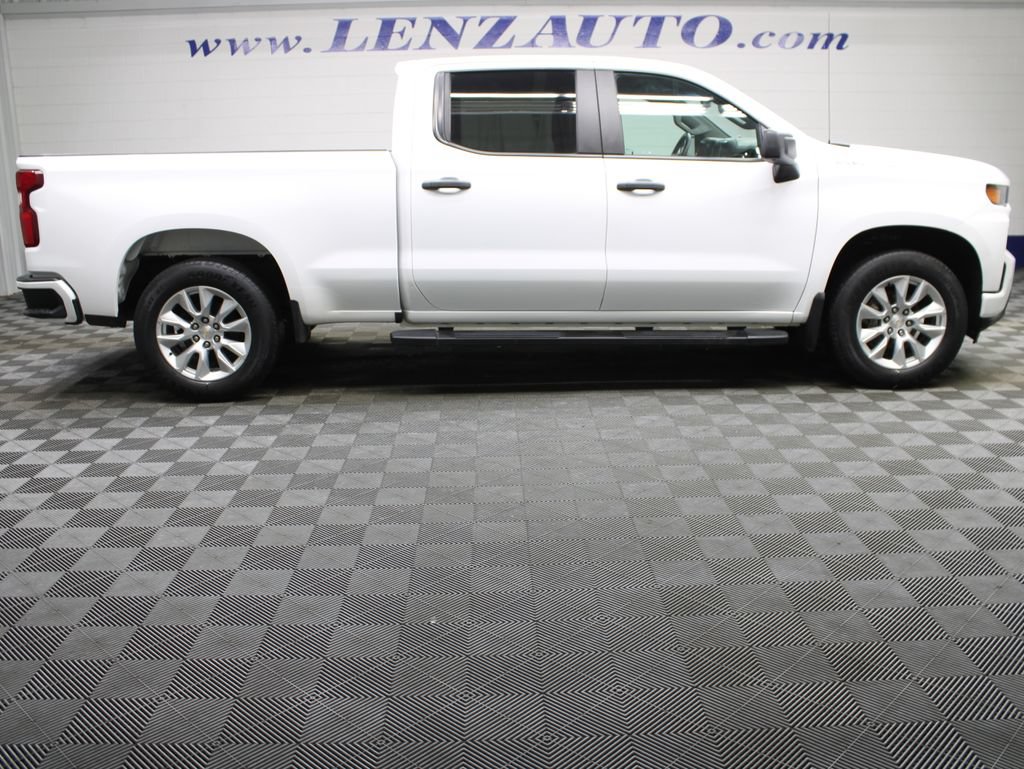 Used 2021 Chevrolet Silverado 1500 Custom AWD/4WD image 2