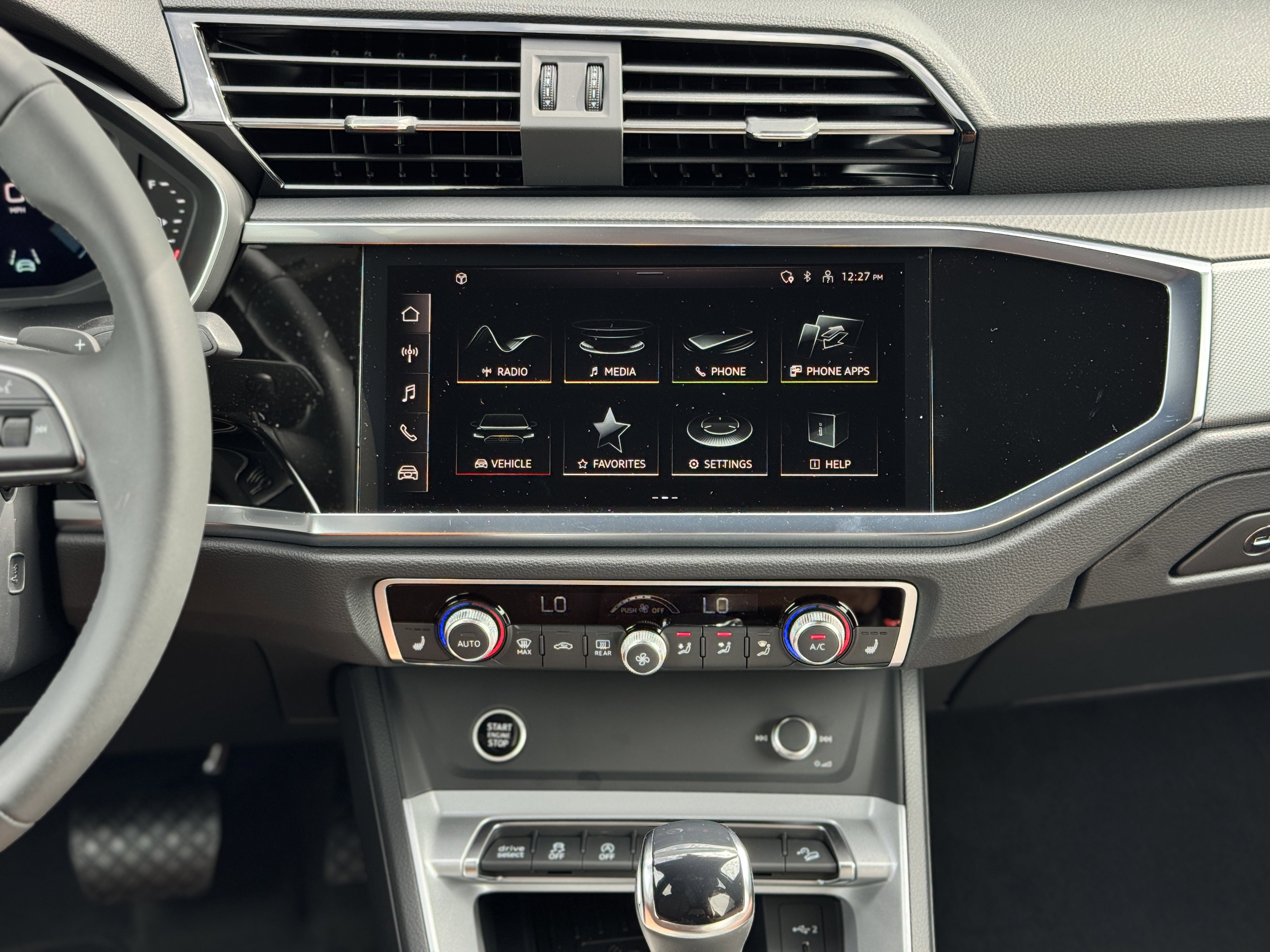 New 2025 Audi Q3 2.0T Premium image 12