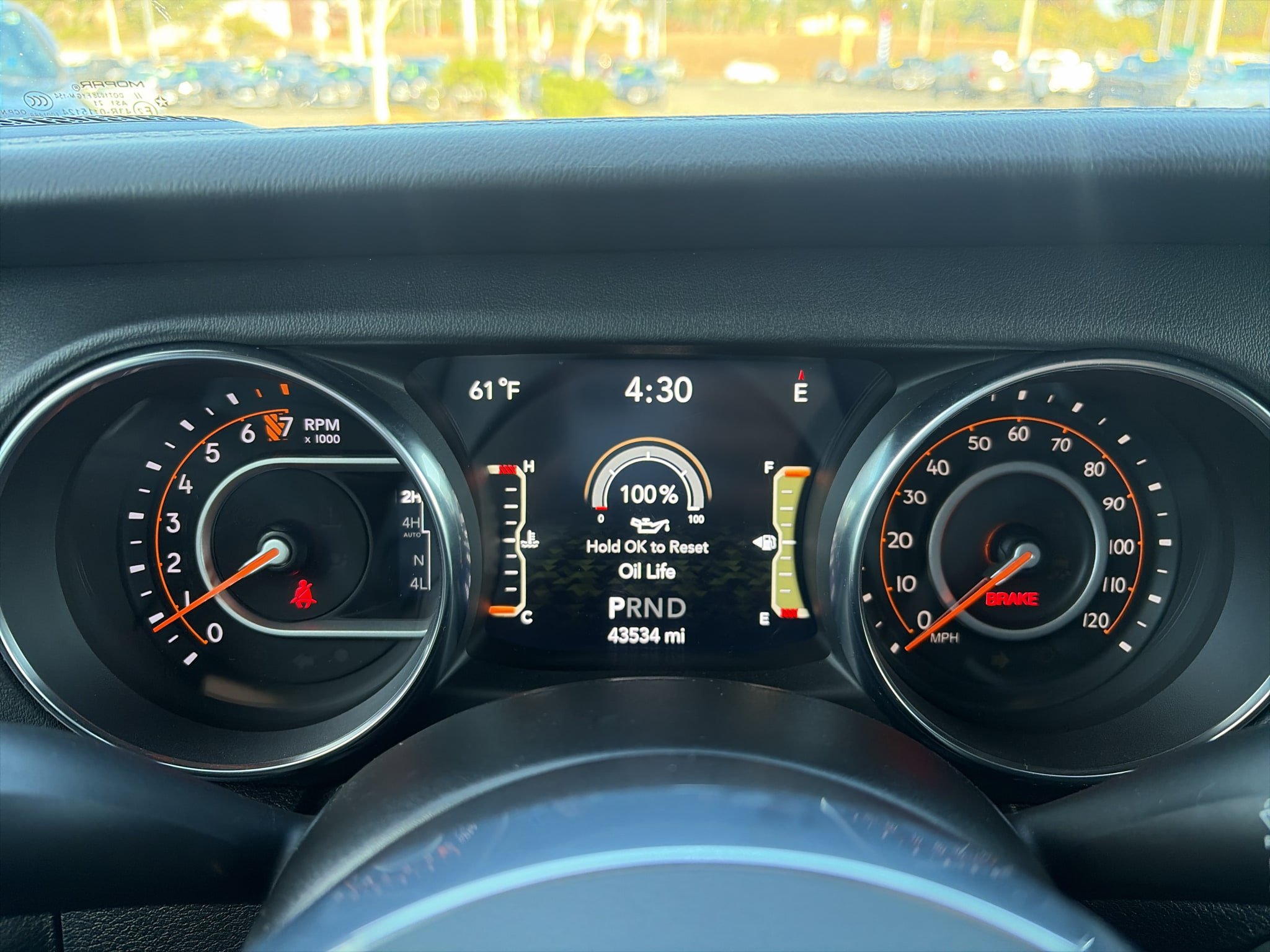 Used 2021 Jeep Wrangler Unlimited Sahara AWD/4WD image 6