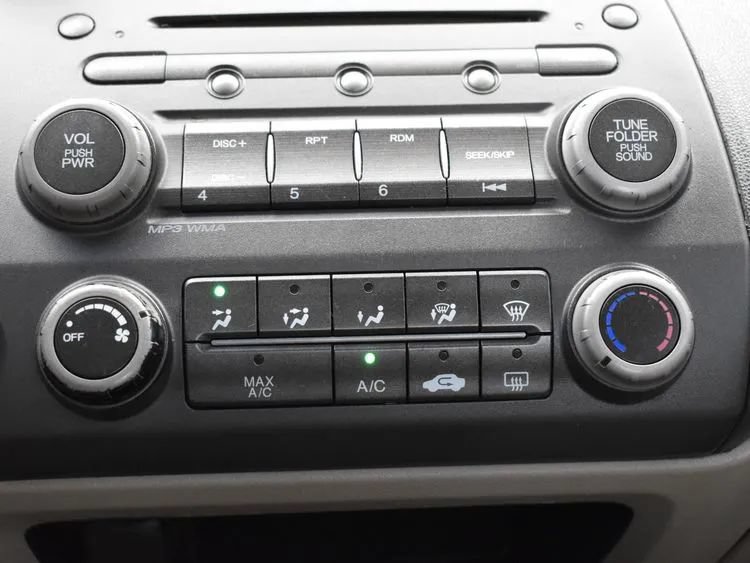 Used 2010 Honda Civic LX image 27