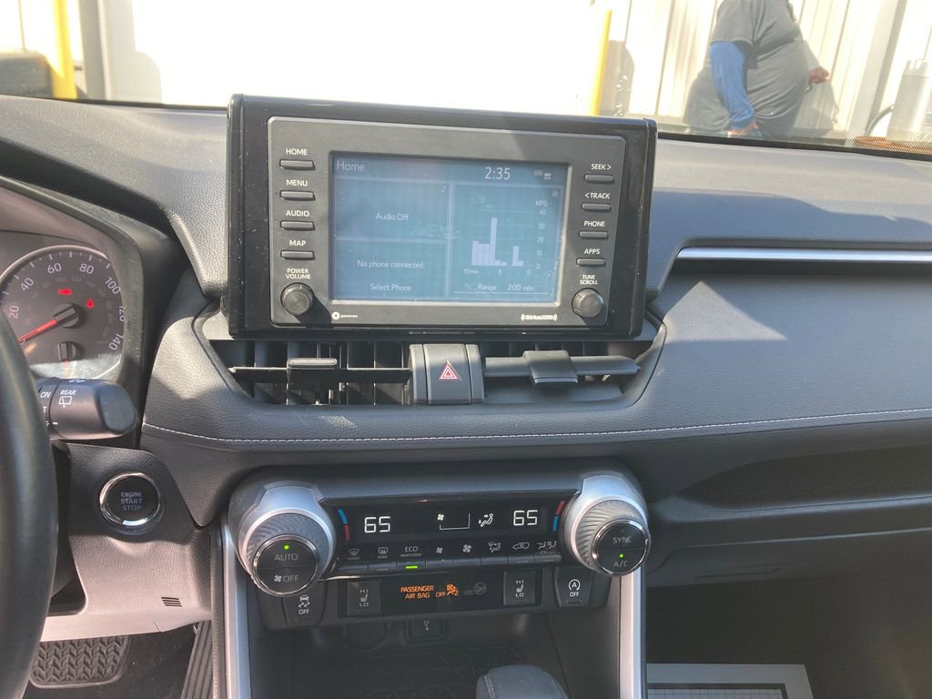 Used 2020 Toyota RAV4 XLE w/ Convenience Package AWD/4WD image 22