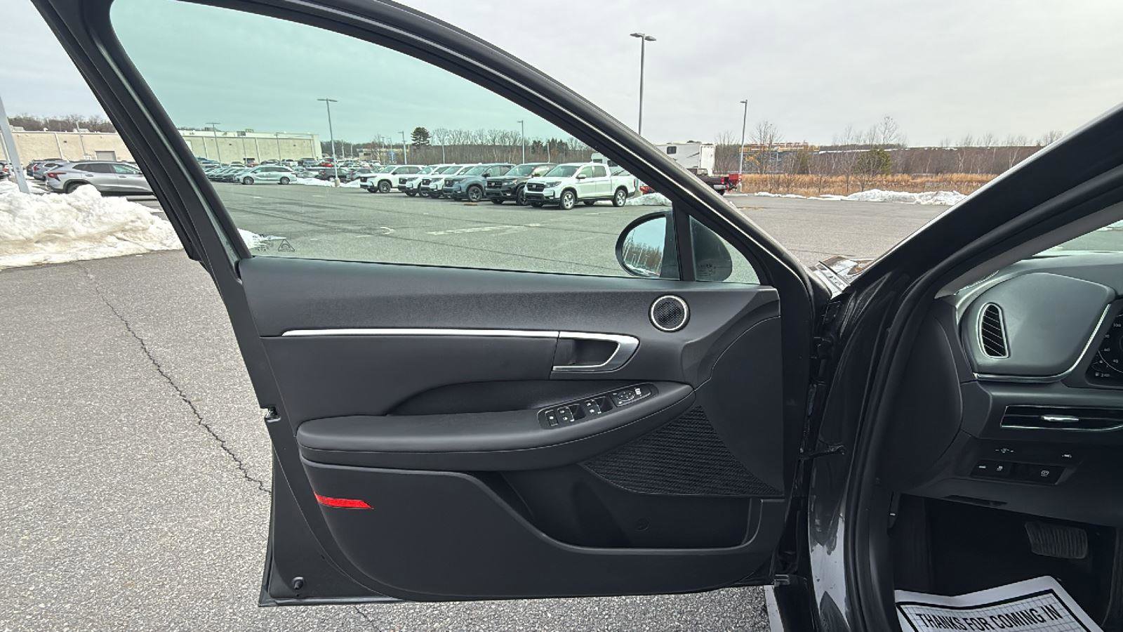 Certified 2022 Hyundai Sonata SEL w/ Convenience Package image 24