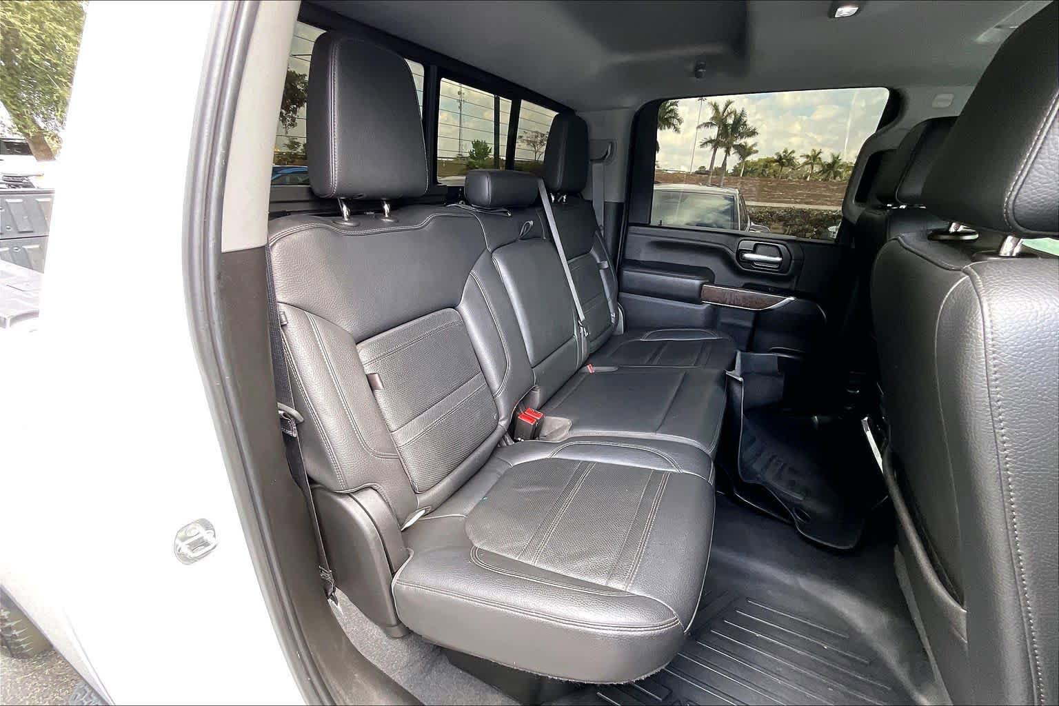 Certified 2022 GMC Sierra 3500 Denali w/ Denali Ultimate Package image 26