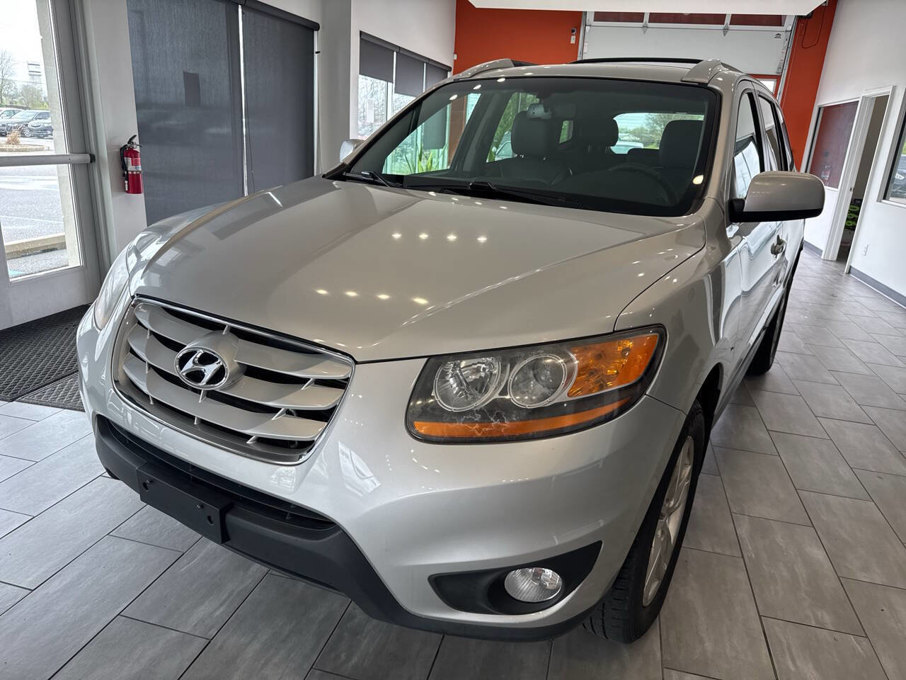 Used 2011 Hyundai Santa Fe Limited image 7