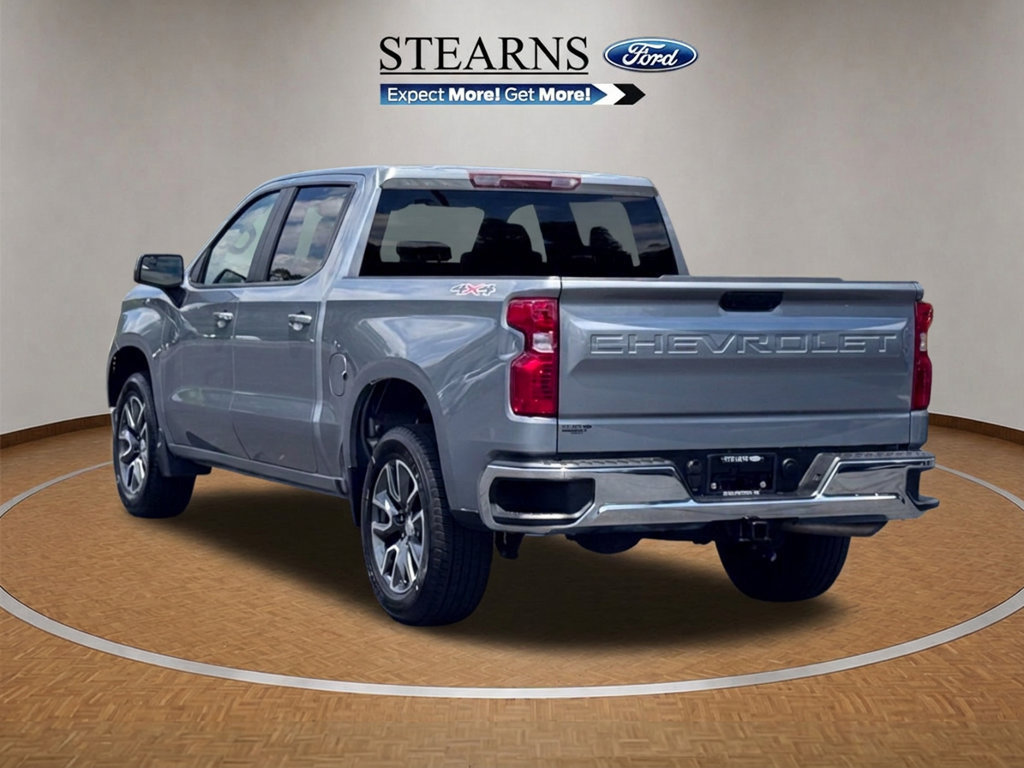 Used 2024 Chevrolet Silverado 1500 LT AWD/4WD image 15