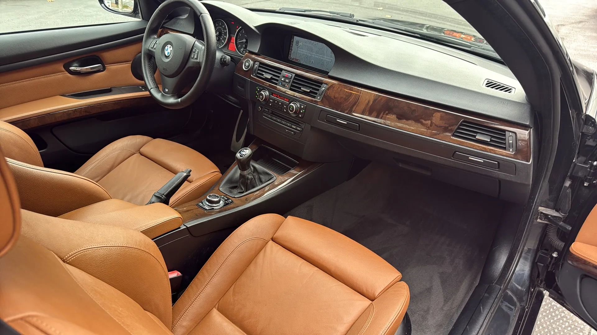 Used 2010 BMW 335i Coupe image 14