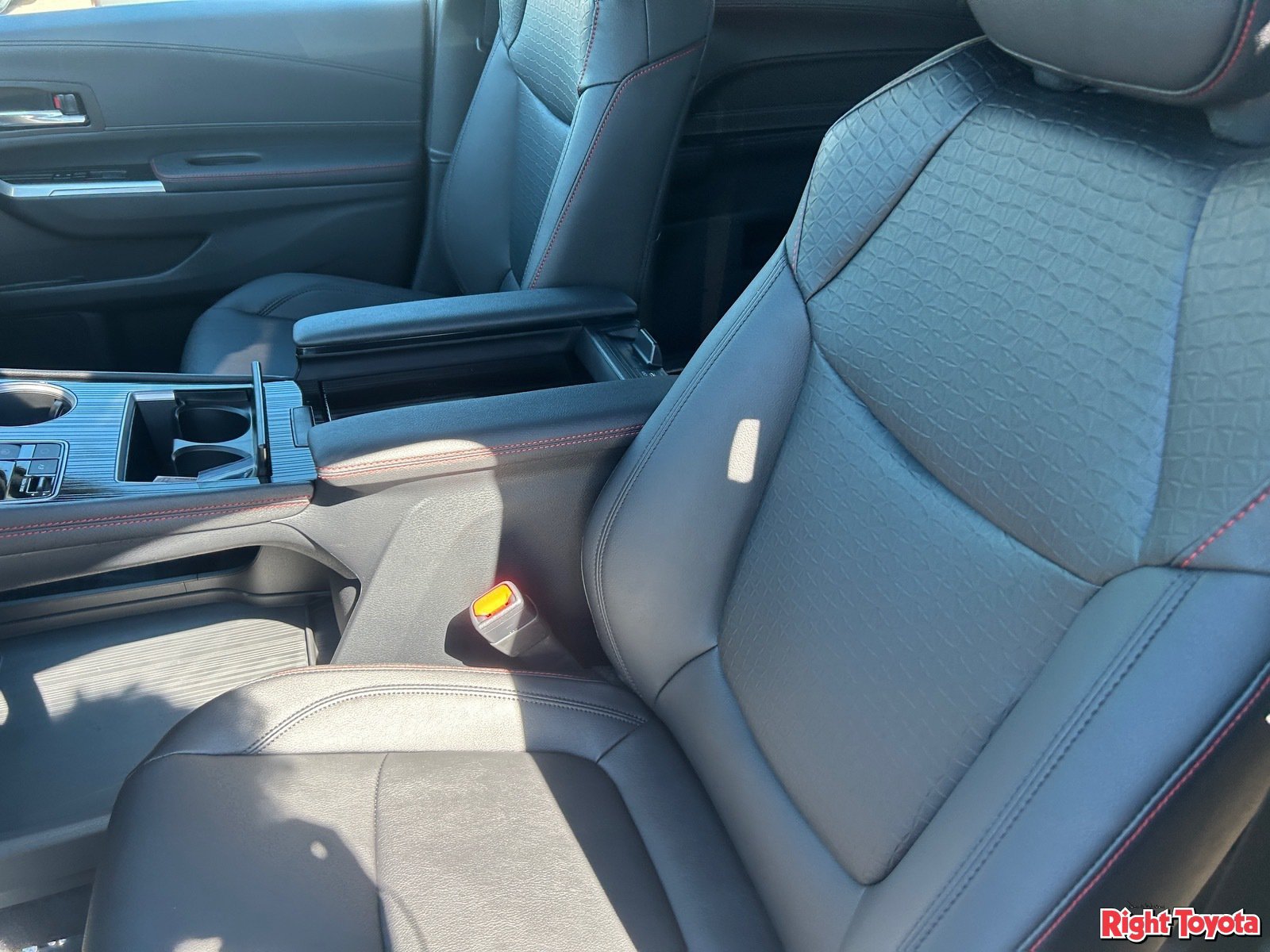 New 2026 Toyota Sienna XSE AWD/4WD image 17