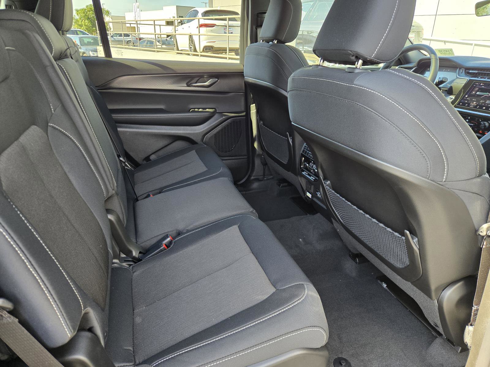 New 2026 Jeep Grand Cherokee L 2WD image 29