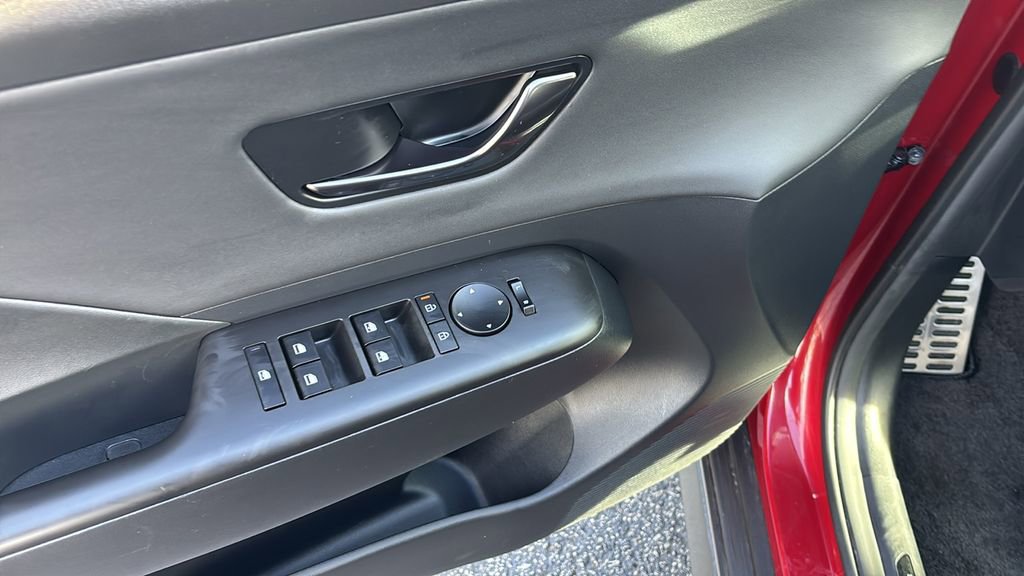 Used 2025 Hyundai Kona N Line S image 14
