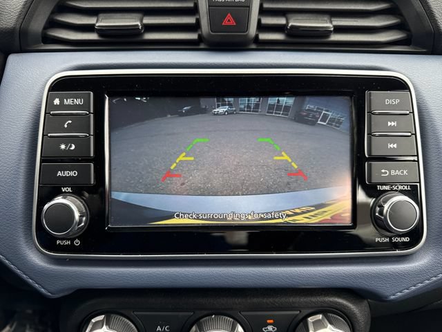 Used 2024 Nissan Versa SV FWD image 23