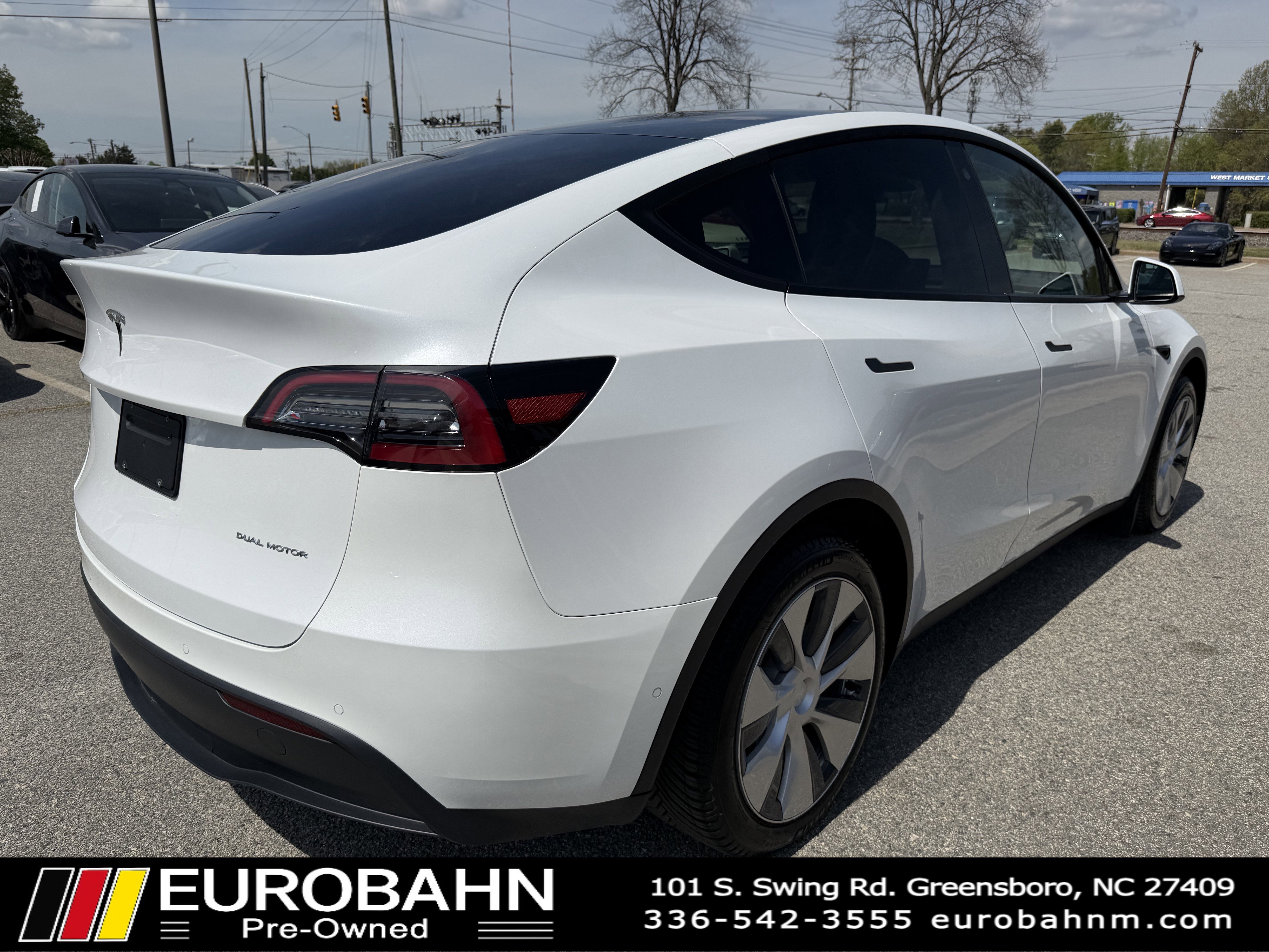 Used 2022 Tesla Model Y Long Range image 5