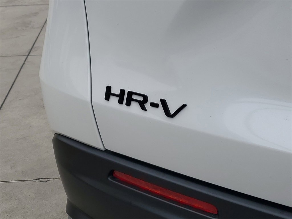 Certified 2026 Honda HR-V Sport image 9