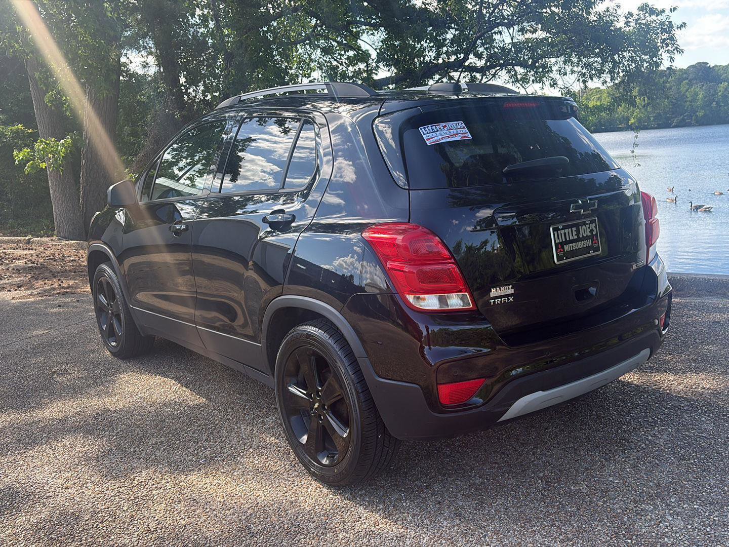 Used 2018 Chevrolet Trax Premier w/ Midnight Edition FWD image 8