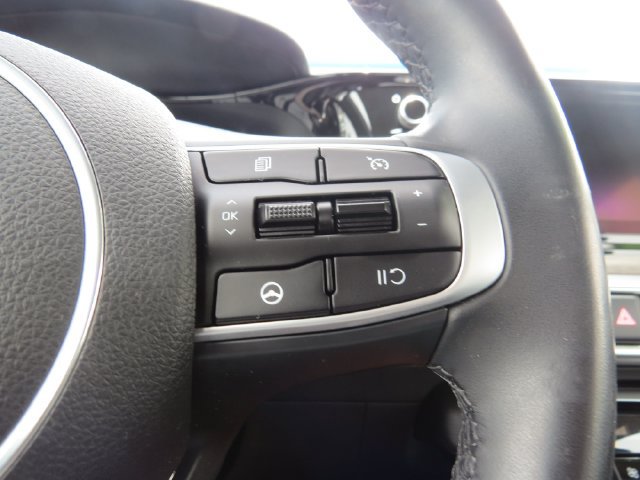 Used 2023 Kia K5 EX FWD image 17