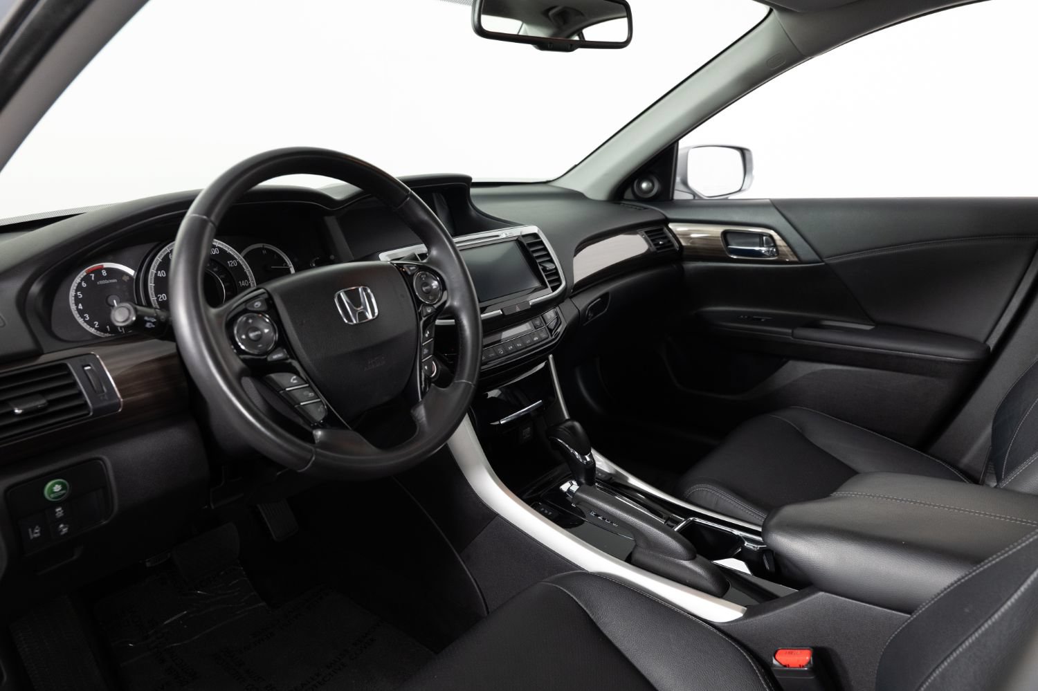 Used 2017 Honda Accord EX-L image 12