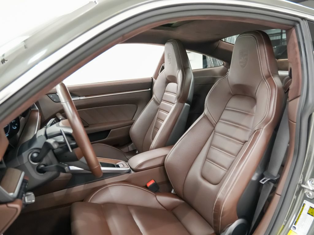 Certified 2022 Porsche 911 Turbo S AWD/4WD image 5