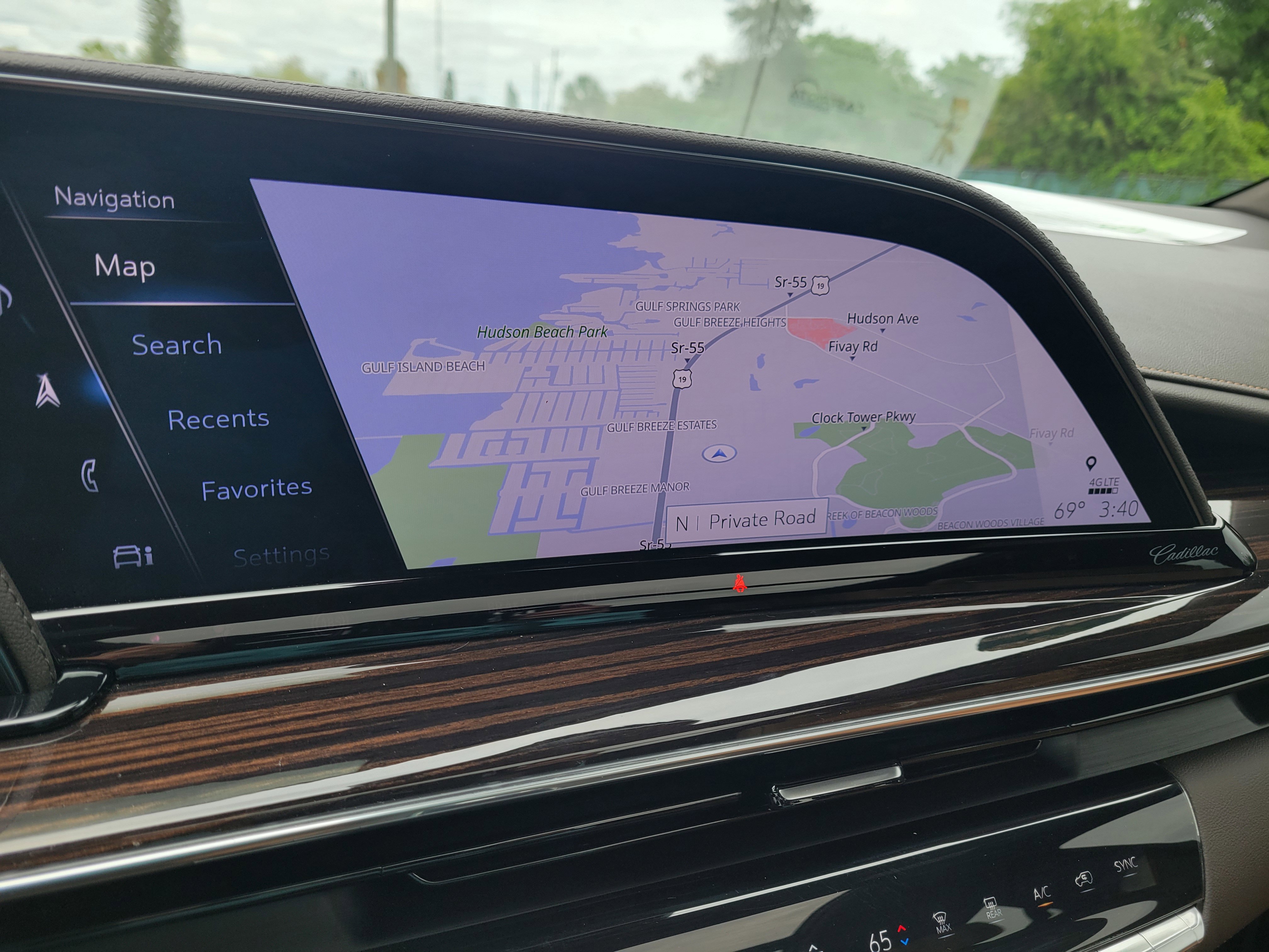 Certified 2023 Cadillac Escalade Premium Luxury AWD/4WD image 22