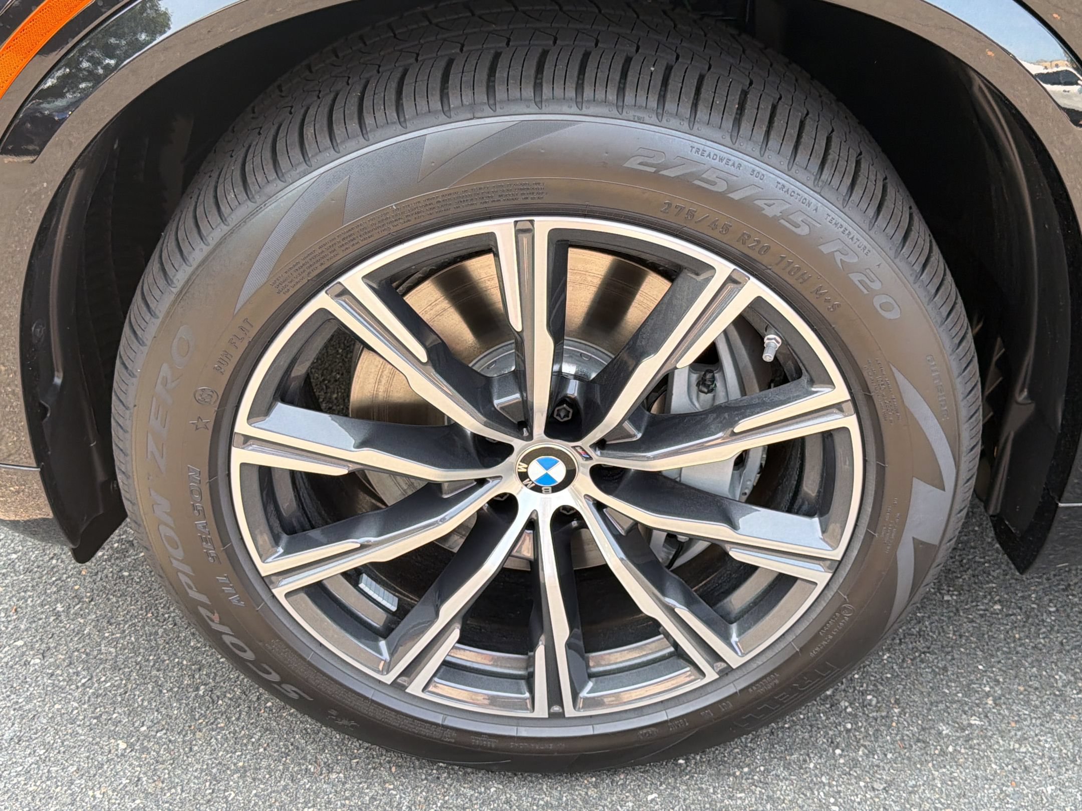 New 2026 BMW X5 xDrive50e w/ M Sport Package AWD/4WD image 13