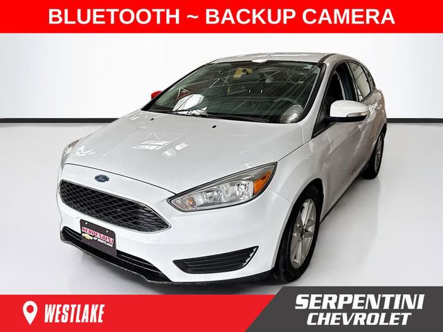 Used 2017 Ford Focus SE FWD image 1