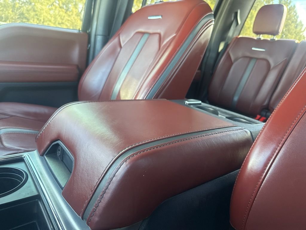 Used 2022 Ford F350 Platinum w/ FX4 Off-Road Package image 28