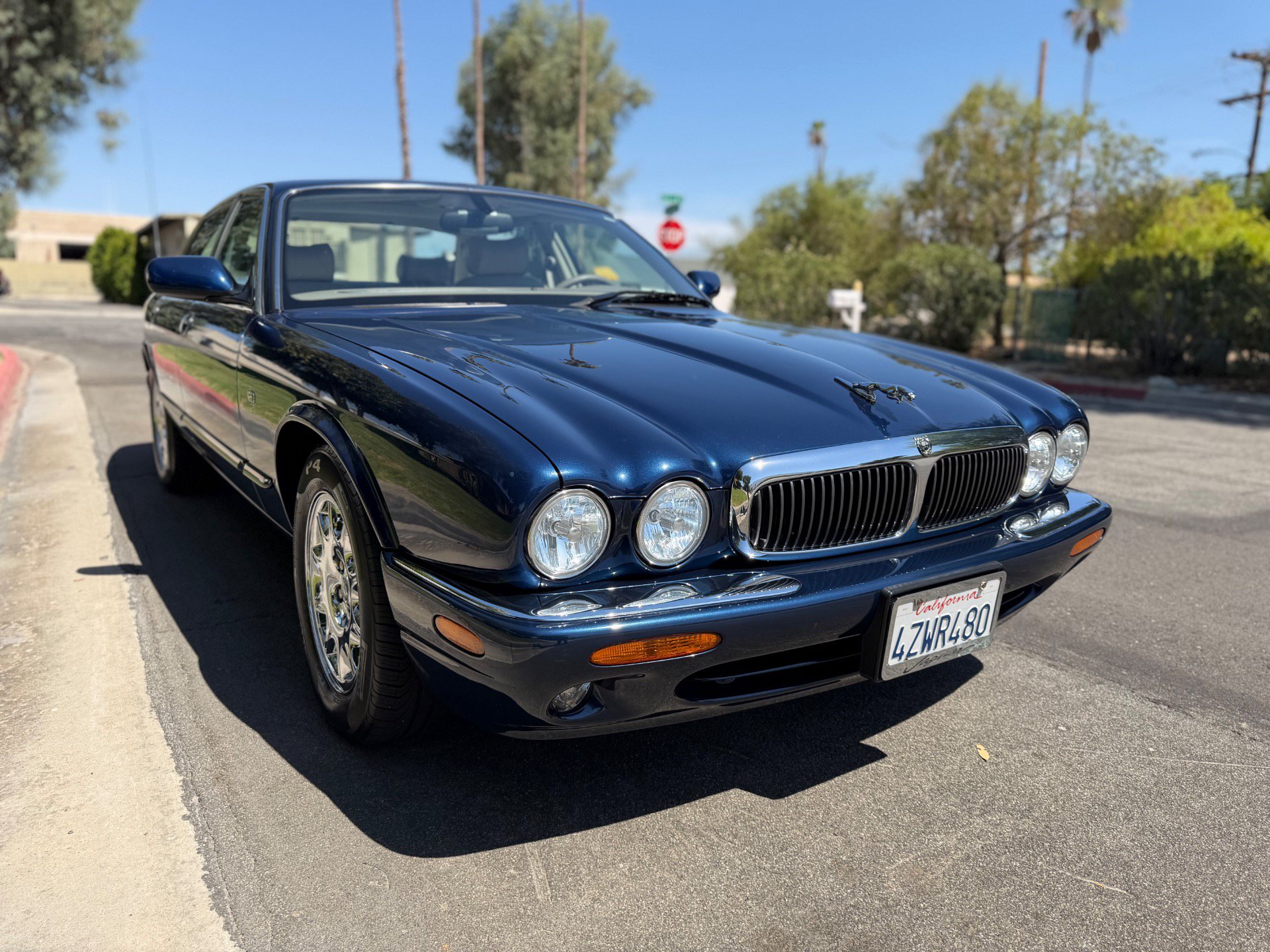 Used 2000 Jaguar XJ8 RWD image 10