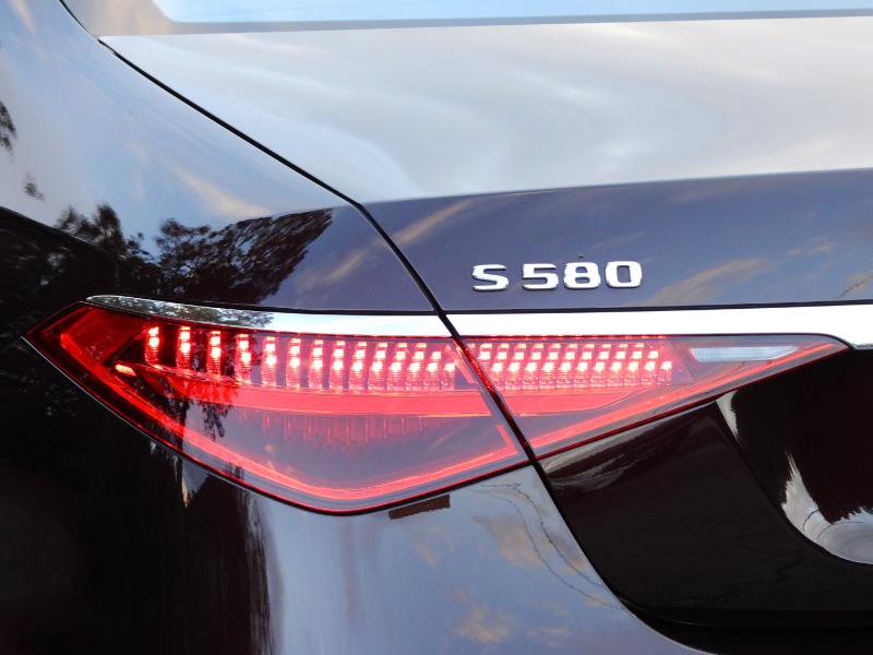 Used 2021 Mercedes-Benz S 580 4MATIC Sedan image 16