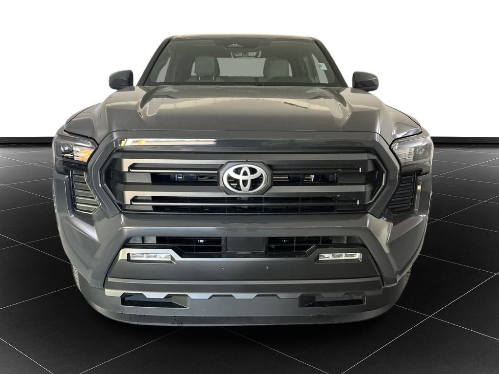 Used 2025 Toyota Tacoma SR5 image 8