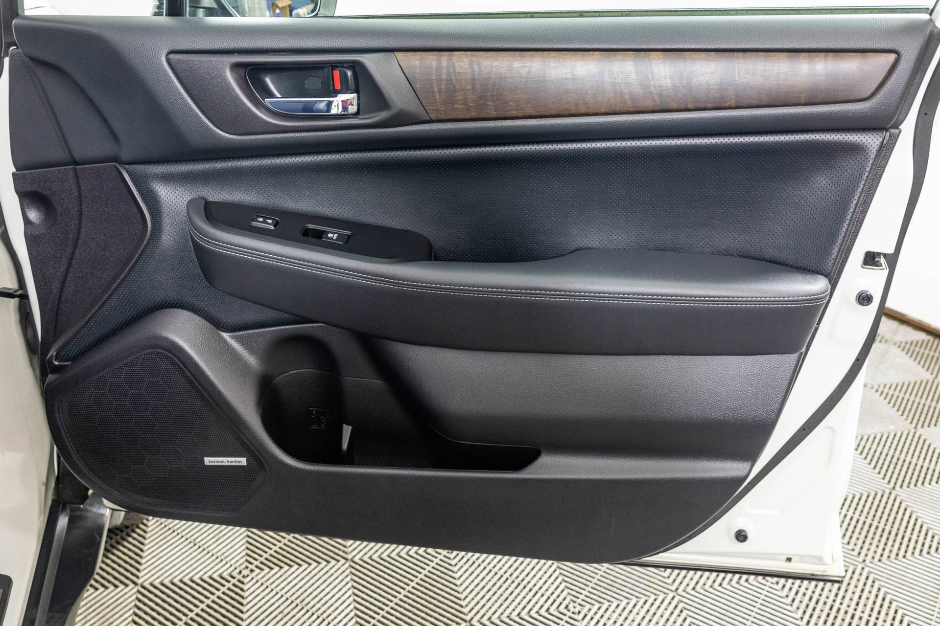 Used 2017 Subaru Outback 2.5i Limited w/ Popular Package #5 image 50