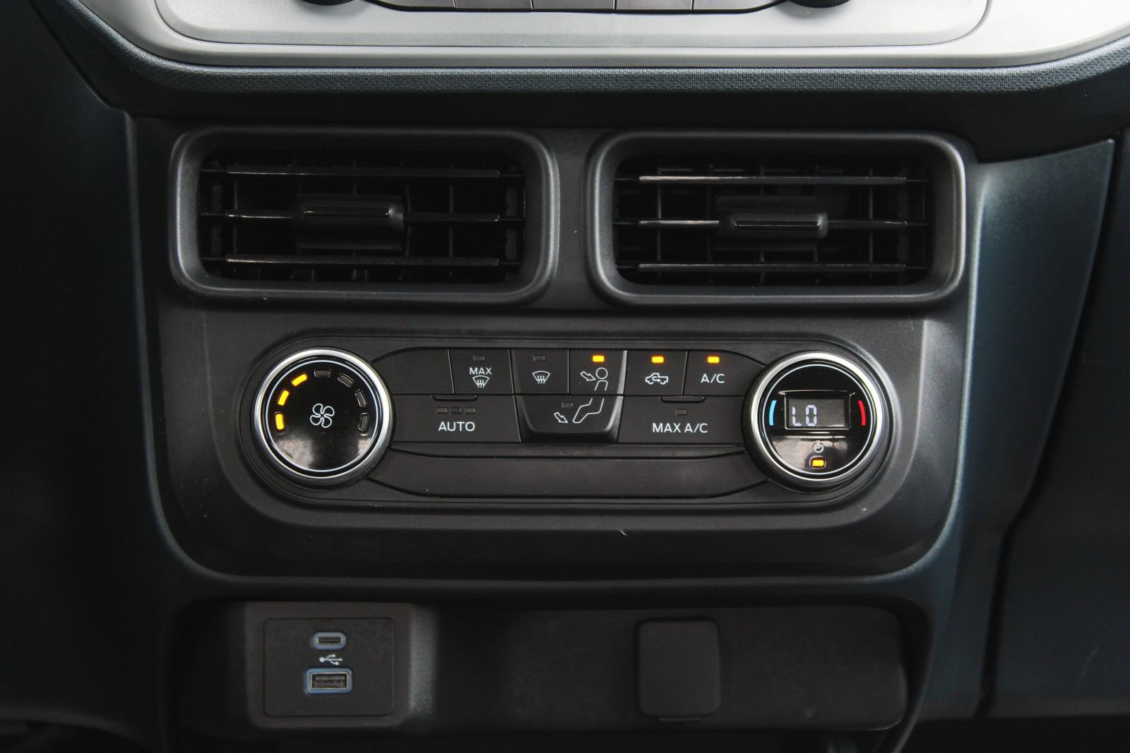 Used 2022 Ford Maverick XL FWD image 19