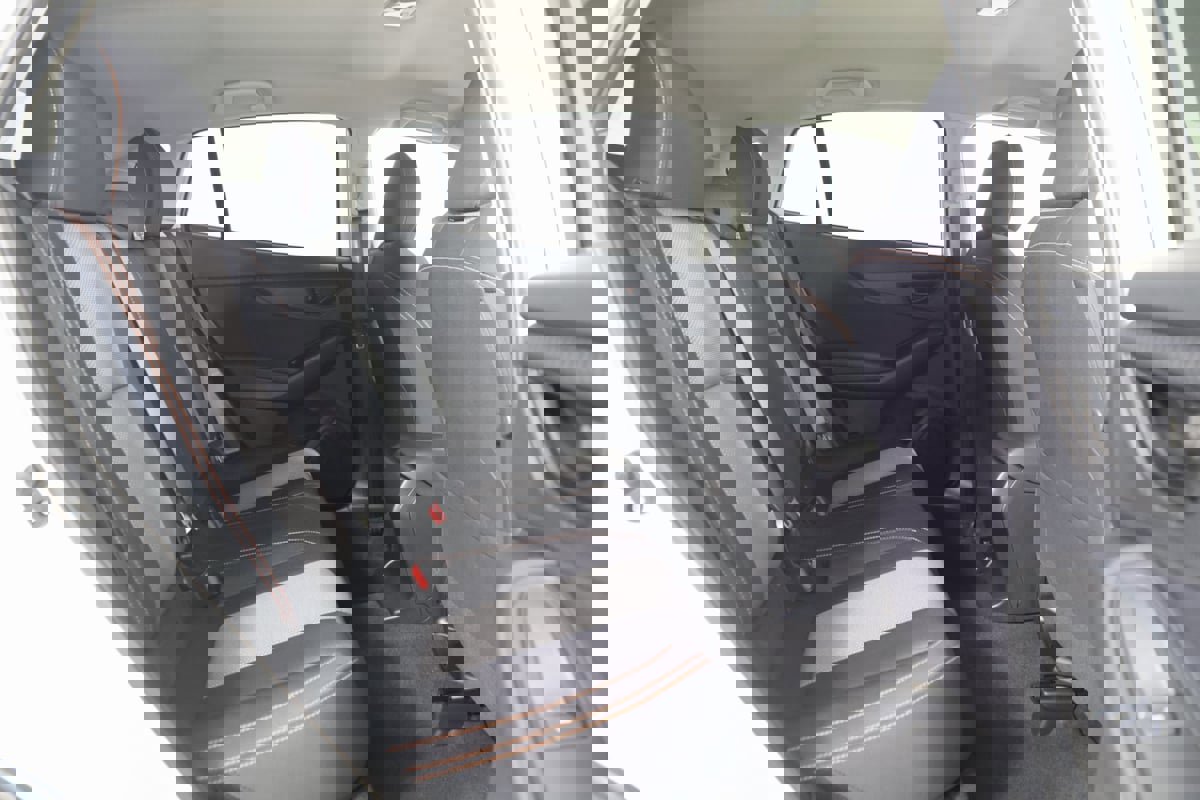 Used 2023 Subaru Crosstrek 2.0i Premium image 12