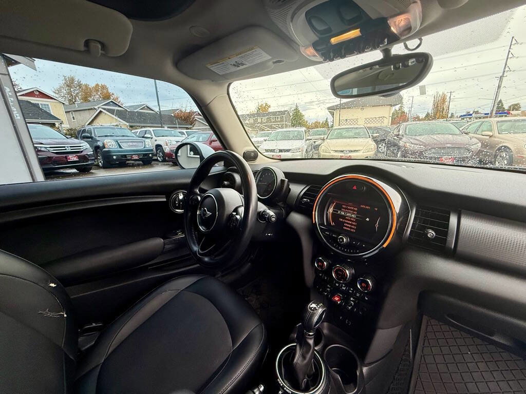 Used 2016 MINI Cooper 2-Door Hardtop image 19