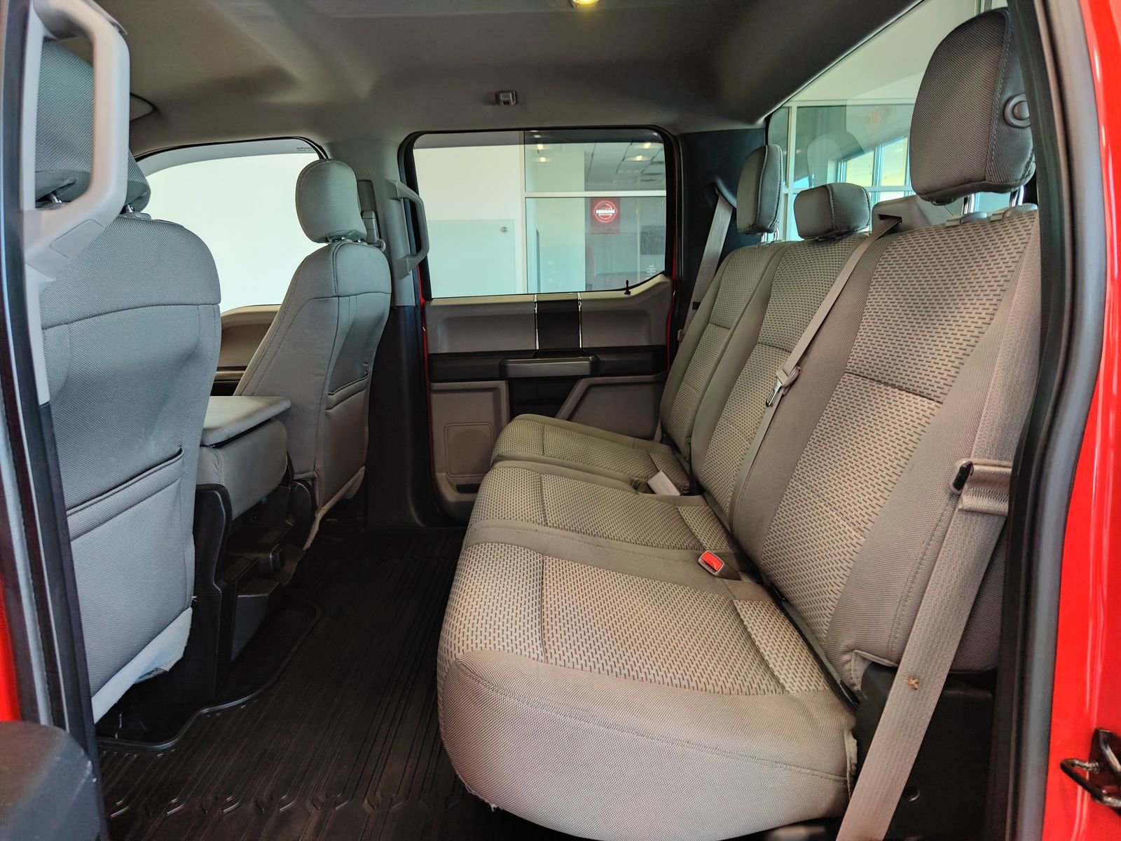 Used 2016 Ford F150 XLT image 13