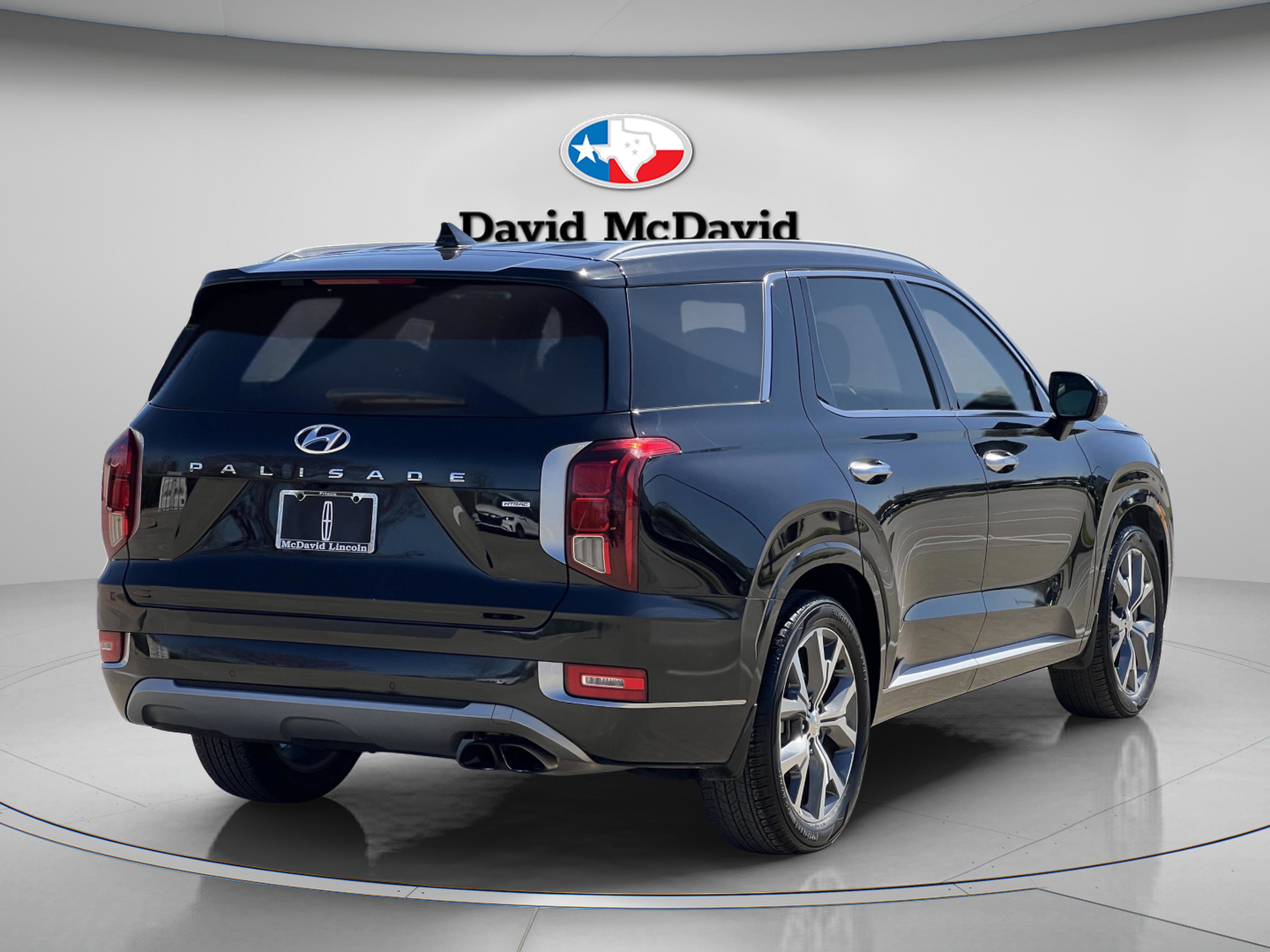 Used 2022 Hyundai Palisade Limited w/ Winter Package image 7