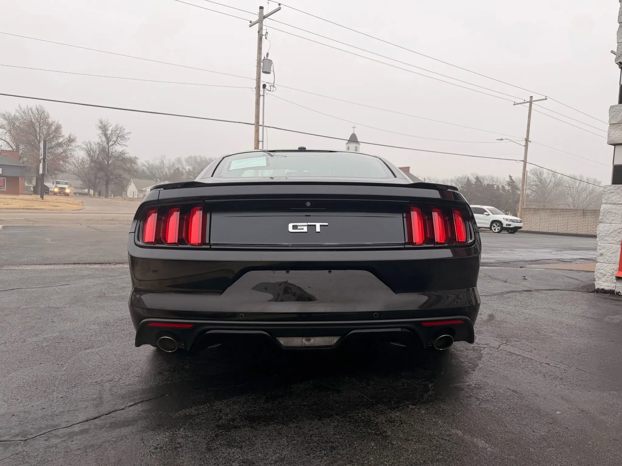 Used 2015 Ford Mustang GT Premium image 4