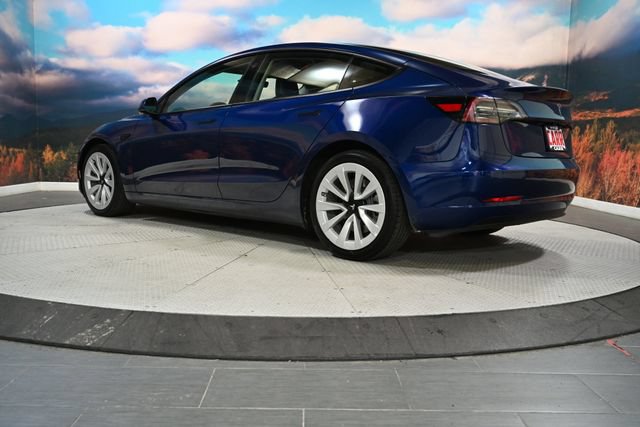 Used 2021 Tesla Model 3 Standard Range Plus RWD image 5
