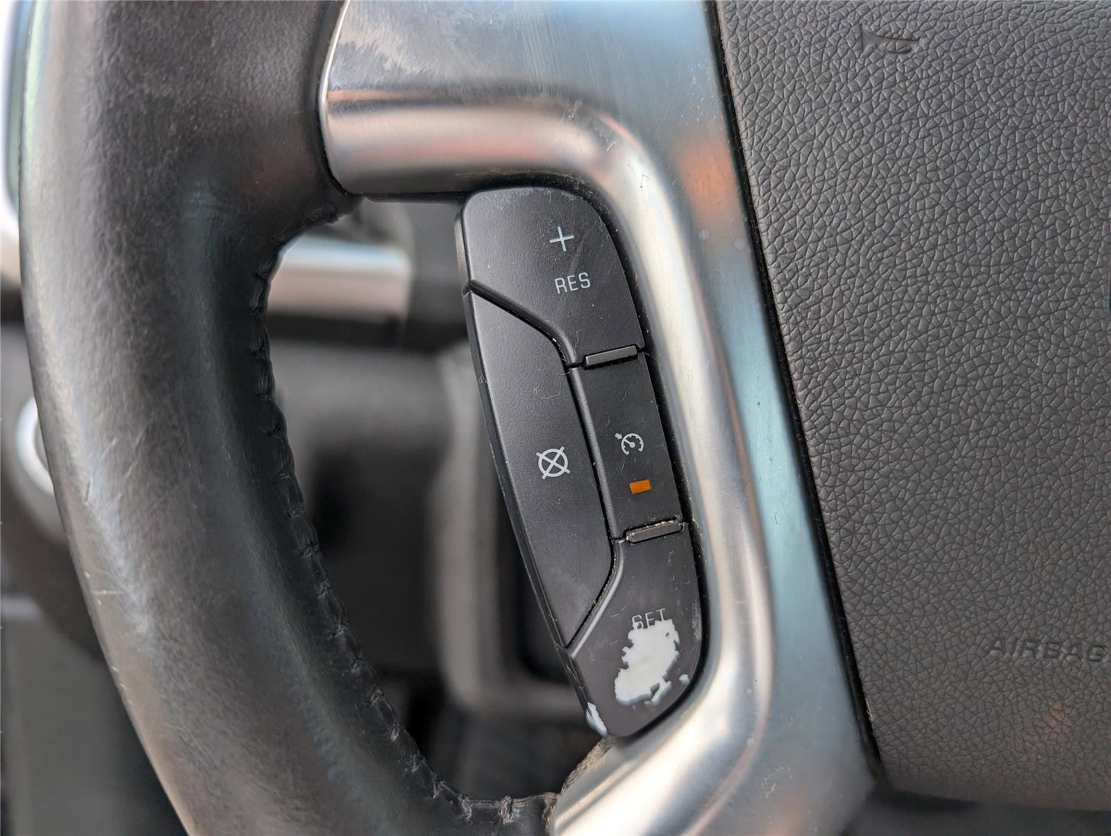 Used 2014 GMC Acadia SLE FWD image 23