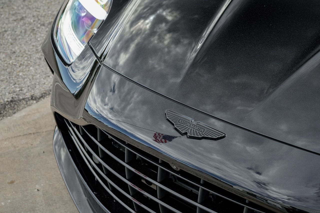 New 2026 Aston Martin V8 Vantage Coupe RWD image 5