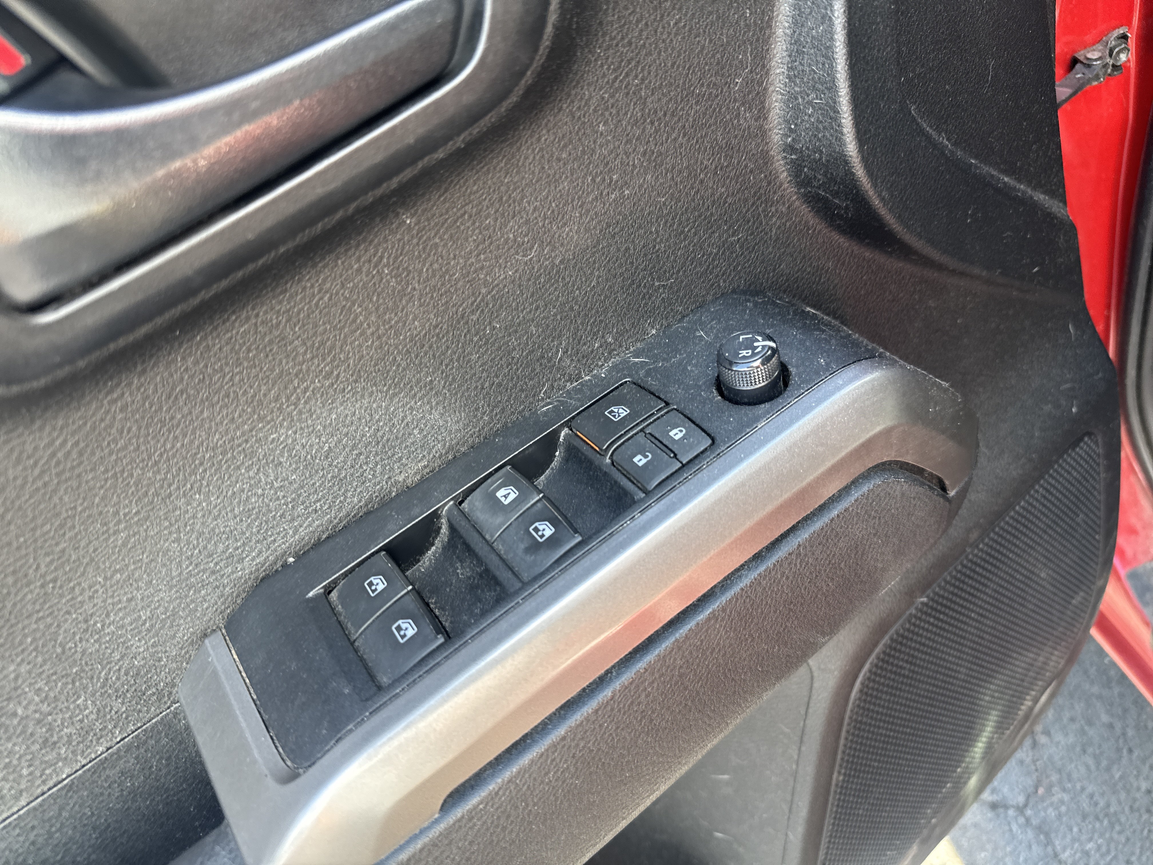 Used 2022 Toyota Tacoma SR5 w/ Technology Package AWD/4WD image 16