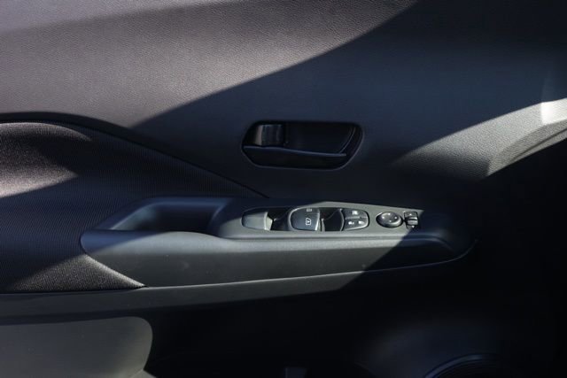 New 2025 Nissan Kicks Play S image 24