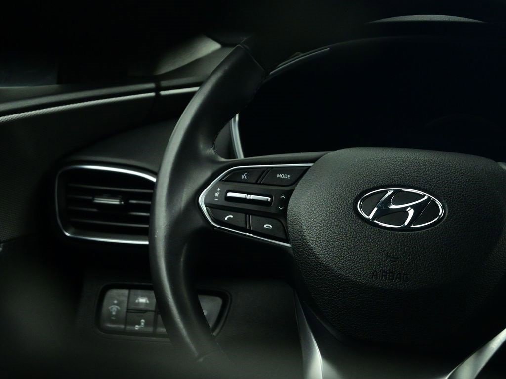 Used 2019 Hyundai Santa Fe Limited image 10