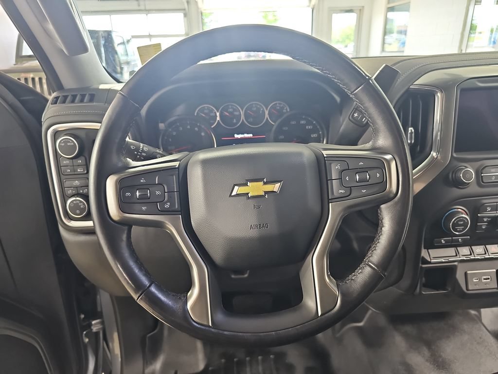 Certified 2022 Chevrolet Silverado 1500 LT AWD/4WD image 22
