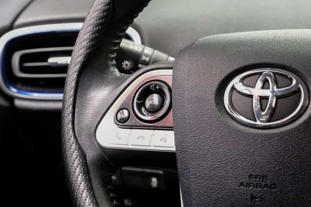 Used 2017 Toyota Prius Three Touring w/ Carpet Mat Package FWD image 20
