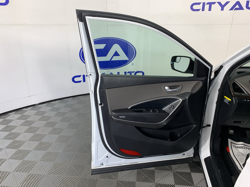 Used 2018 Hyundai Santa Fe Sport FWD image 13